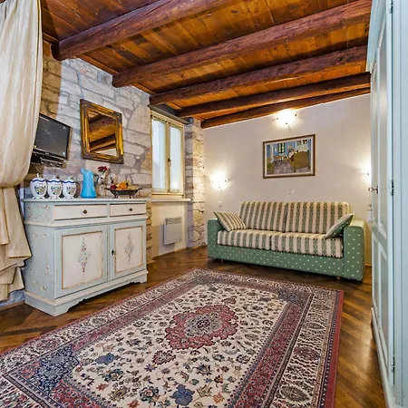 La Carera Centro Storico 3* Ровінь